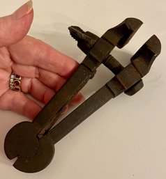 Heavy Duty Antique Cast Iron Clamp