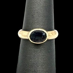 (A30) Sterling Silver Purple Stone Ring, Size 7