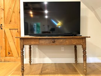 Vintage Pine Farmhouse Table  (LOC F:2)