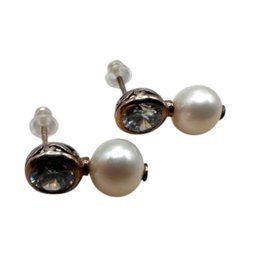(B72) Sterling Silver Faceted Clear Stone And Pearl Stud Earrings