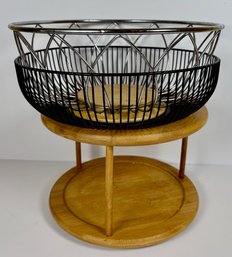 Two Fruit Baskets And A 2-tier Lazy Susan (3)