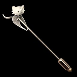 (B84) BEAU Sterling Silver Cat Pin