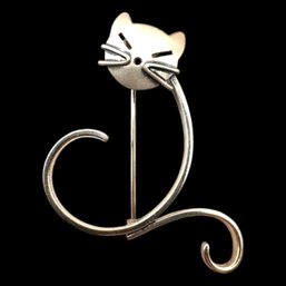 (B85) BEAU Sterling Silver Cat Brooch