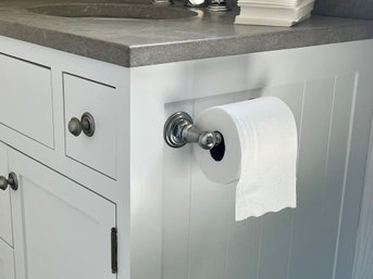 A 5 Pc Collection Of Bath Accessories - Bath 1B - Removed & Ready For Pickup