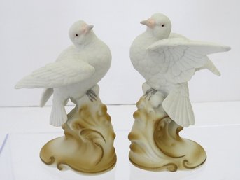 Pair Of White Dove Lefton China Porcelain Figurines