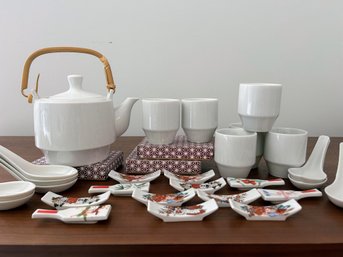 Lovely Set Of Asian Serving Pieces