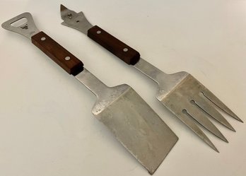 Clever Pair Of Stainless Steel Multi Tools For The Bar Perhaps