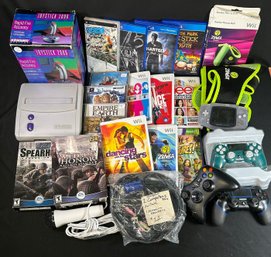 Major Lot Of Assorted Electronic Video Game Items.