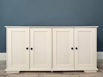 Farmhouse Style Hidden Litter Box Enclosure Cabinet