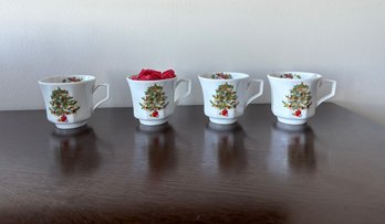 Set Of 4 Christmas Coffee Cups