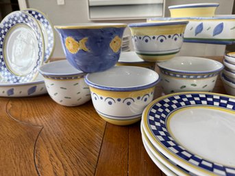 Mixed Blue And Yellow Dishware (33 Pcs)