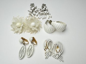 Vintage White And Cream Clip-on Earrings Including Trifari And Monet (5)