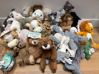 28 Stuffed Animals