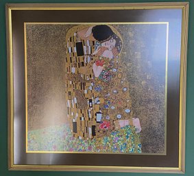 Framed Print The Kiss By Gustav Klimt