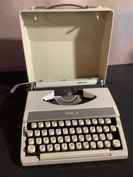 Royal Mercury Portable Manual Typewriter