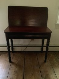 Early Twisted Leg Swivel Top Cherry Table