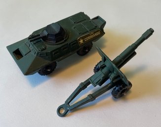 Vintage CORGI JUNIORS Commando V100 & US Army Gun