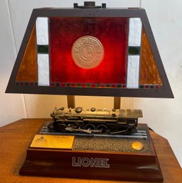 LIONEL TRAINS Vintage Light-up Display Piece