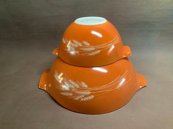 2 Pyrex Bowls