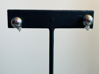 Vintage 6mm Gray Pearl & Diamond Stud Earrings