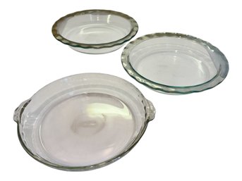 Three Pyrex 9 1/2' Pie Plates