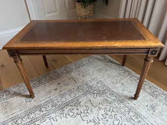 Classic Style Accent Table