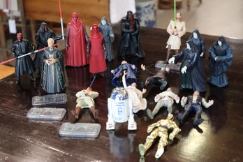 Star Wars Figures (19) Most 1990's