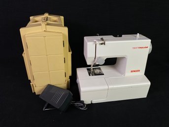 Small Singer Sewing Machine And Accessories Kit