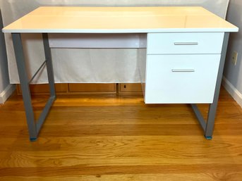 A Sleek & Stylish Modern Desk