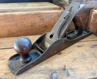 Antique Bailey Stanley Wood Plane No. 5 (p2)
