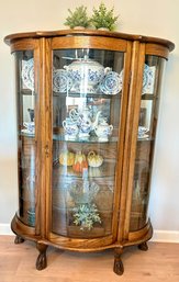 Vintage Oak Curio -display Cabinet.