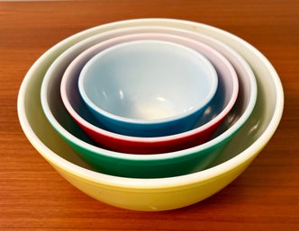 Vintage Set Of MCM  Pyrex Multi-color Bowls.