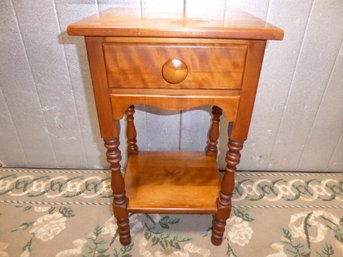 Antique Solid Maple 1-drawer Nightstand