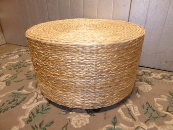 Large Rush Grass/wicker Coffee Table/ottoman