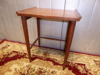 Vintage MCM Walnut Side/accent Table