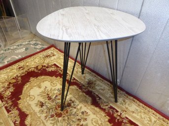 MCM Side Table With Metal Hairpin Legs