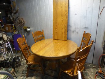 Oak Clawfoot Dining Table With 4 Chairs