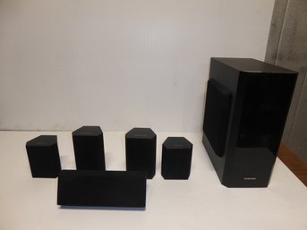 Samsung Surround Sound System With 5 Speakers And Subwoofer