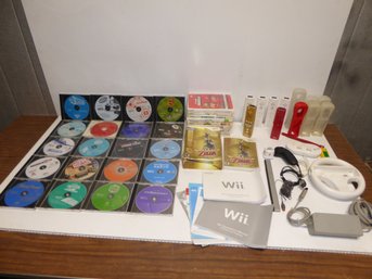 Large Nintendo Wii Gaming Lot