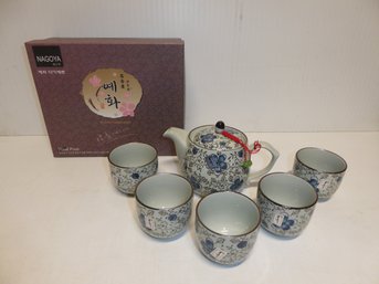 NIB Nagoya Ye Ceramicware Kitty Style Tea Set