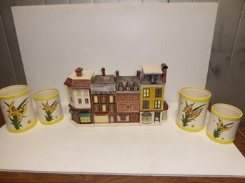Vintage Four-piece Building  And Butterfly Ceramic Items