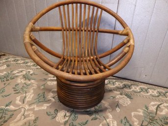 Vintage Coastal Bent Rattan Hoop Lounge Swivel Chair