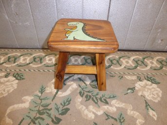 10-inch Wooden Stepstool With Green Dinosaur