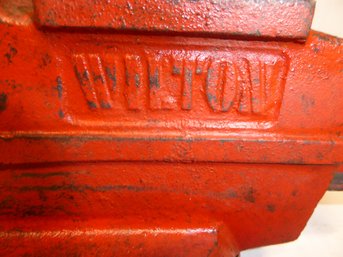 Vintage Red Wilton Vise