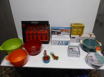 Miscellaneous Lot Of Kitchen Items