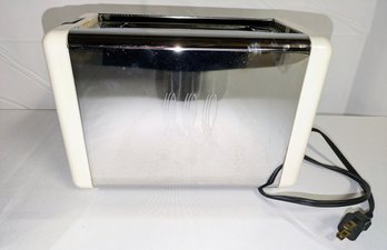 Toastmaster 2 Slice Cool Steel Wide Slot Toaster