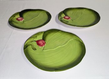 3 Temptations 'Figural Floral' Pattern Plates