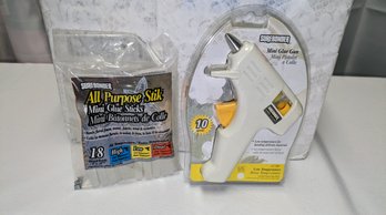 Sure Bonder Mini Glue Gun  & Package Of 18 Unopened Glue Sticks
