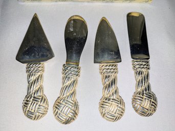 The Bombay Company Silver Plated 4 Piece Cheese Spreader Set