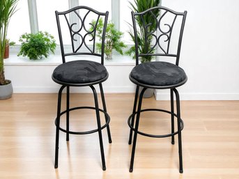 Set Of (2) Tonyhouse Mfg., Co., Ltd,  360 Degree Swivel Counter Height Black Metal Stools